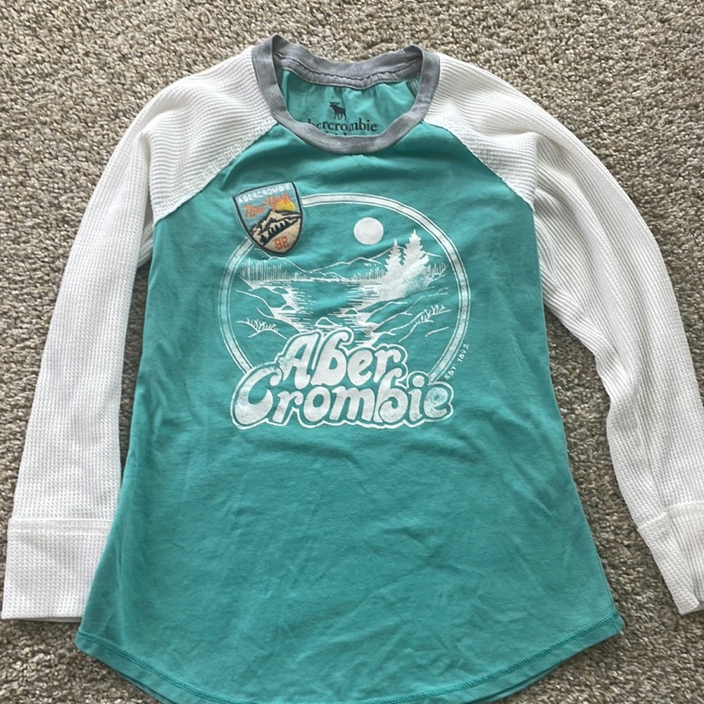 Girls Abercrombie 7/8 shirt